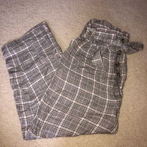 AE - stretchy pants!